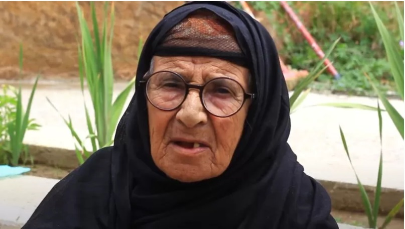 تقول الأرملة فاطمة أحمد قاسم إنها 